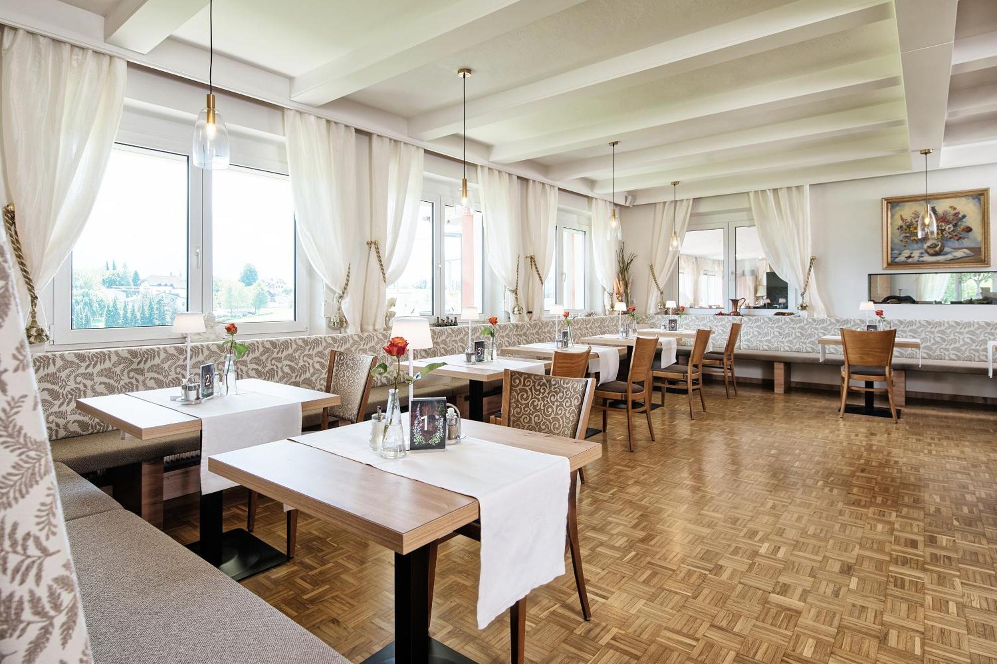 Hotel-Pension Melcher Дроболлах-ам-Факерзе Екстер'єр фото